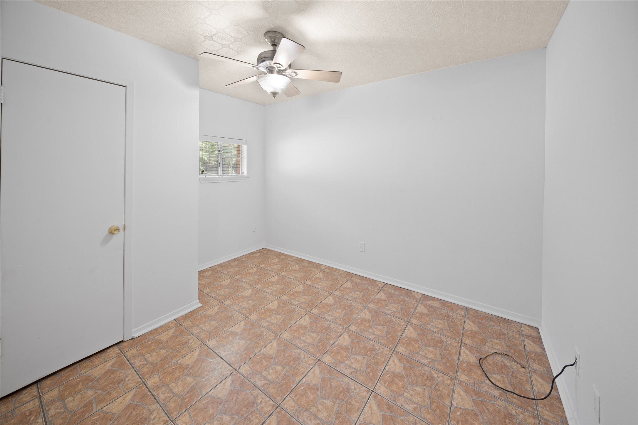 230 County Road 2302 Mineola TX 75773
