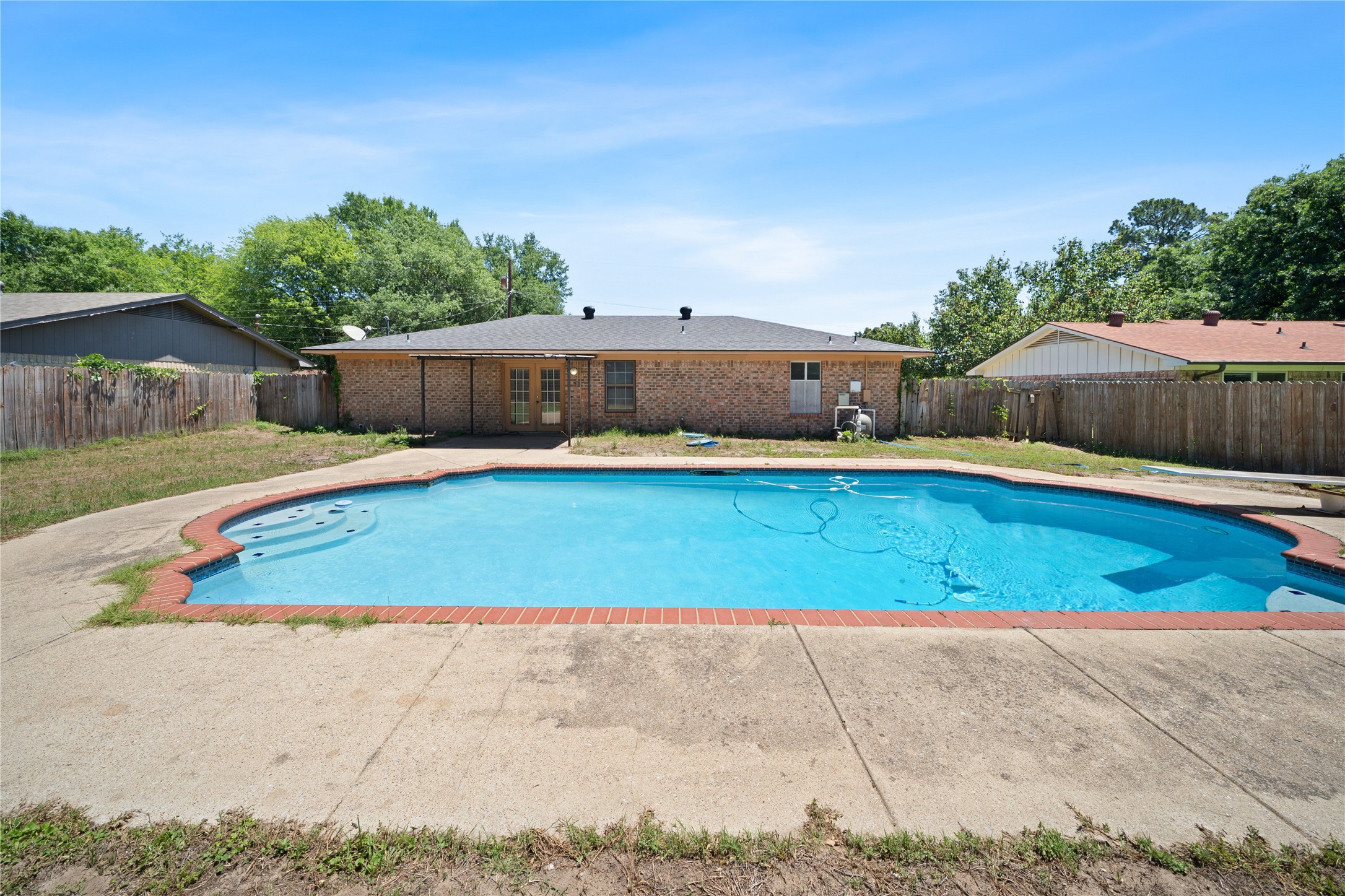 230 County Road 2302 Mineola TX 75773