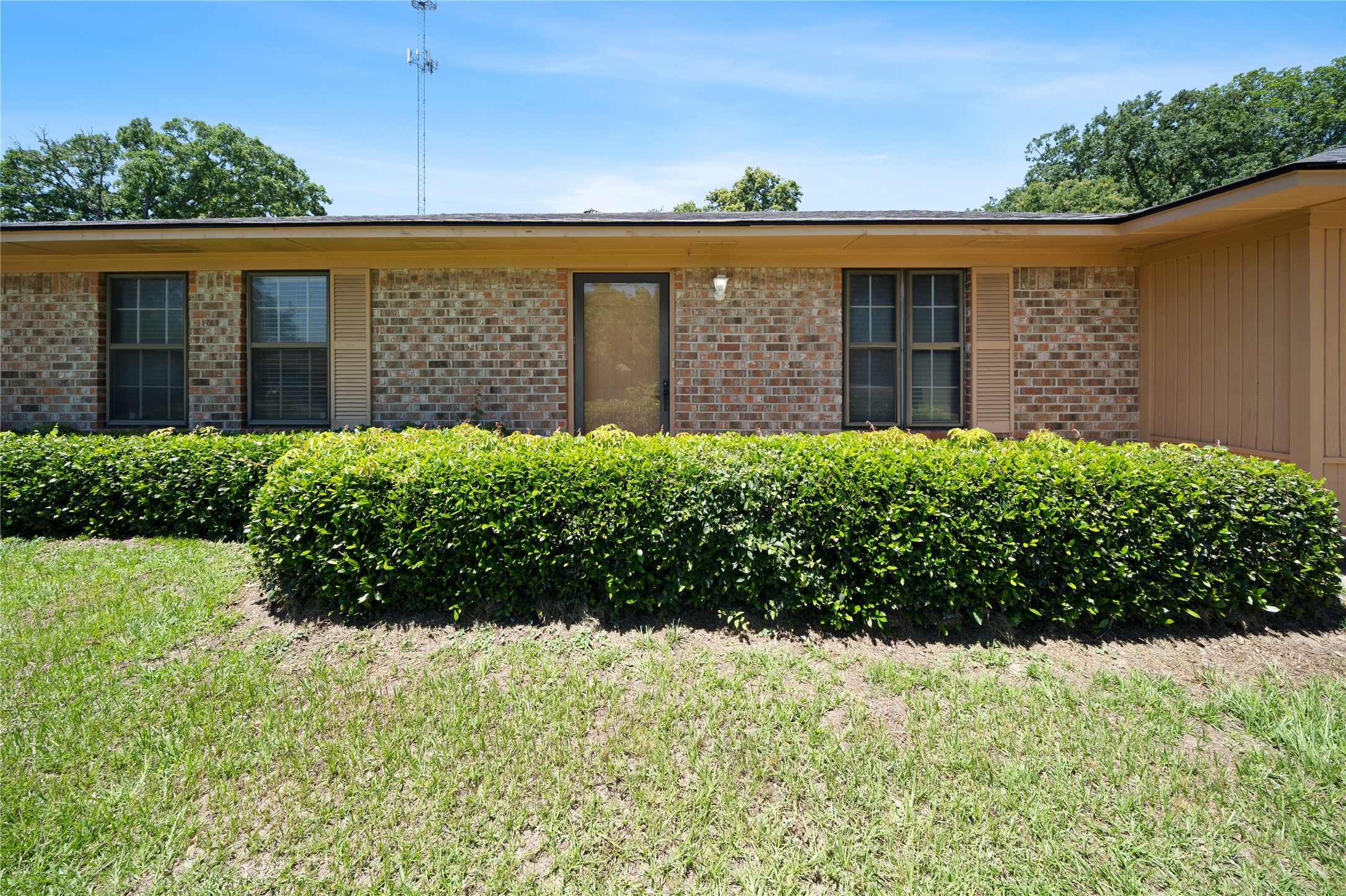 230 County Road 2302 Mineola TX 75773