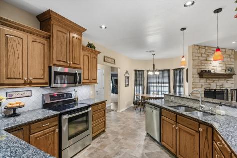 9111 County Road 313 Terrell TX 75161