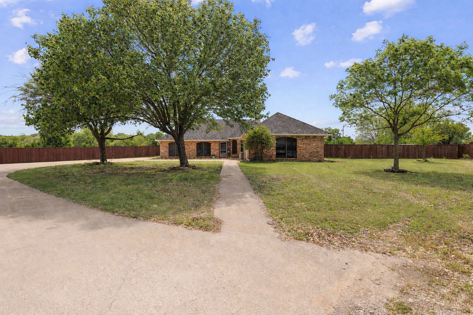 4200 Jennifer Lane Crowley TX 76036