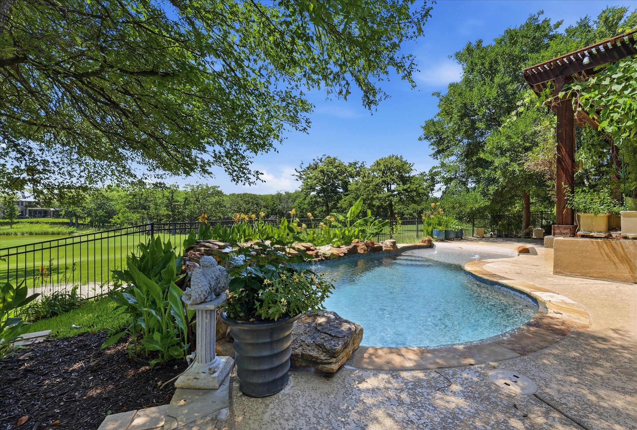 1731 Meadows Avenue Lantana TX 76226