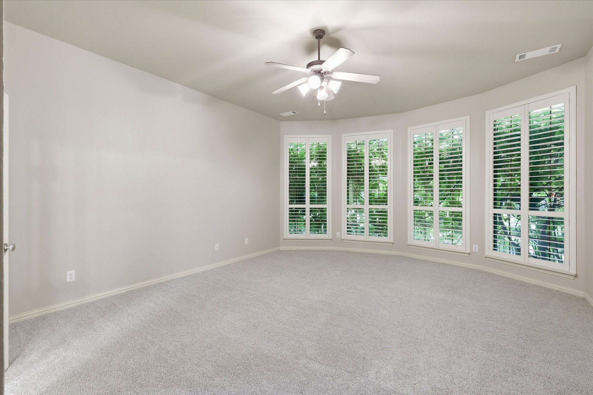 1731 Meadows Avenue Lantana TX 76226