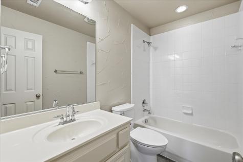 1731 Meadows Avenue Lantana TX 76226