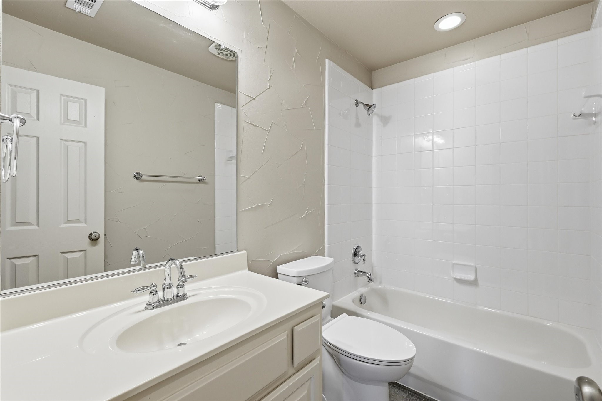 1731 Meadows Avenue Lantana TX 76226