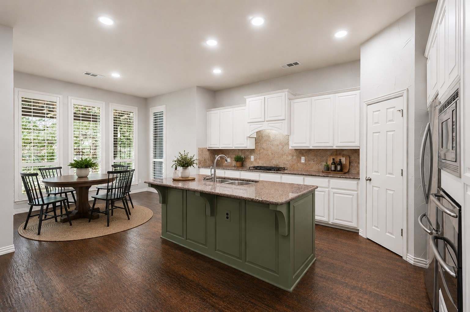 1731 Meadows Avenue Lantana TX 76226