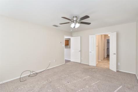 2012 Kings Forest Drive Heartland TX 75126