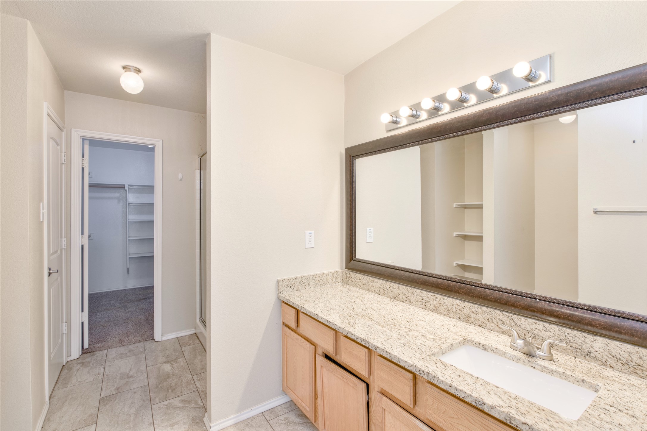 2012 Kings Forest Drive Heartland TX 75126