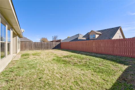 2012 Kings Forest Drive Heartland TX 75126