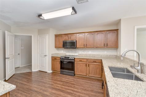 2012 Kings Forest Drive Heartland TX 75126