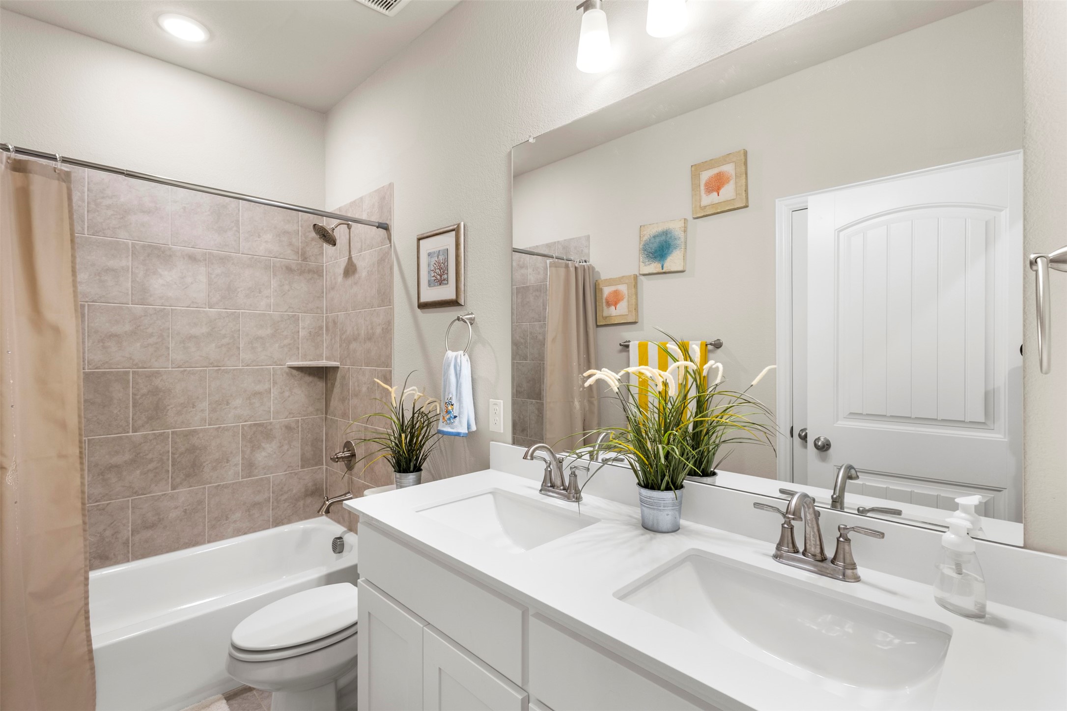 107 Yampa Court Rhome TX 76078