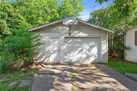 201 N Smyth Street Mart TX 76664