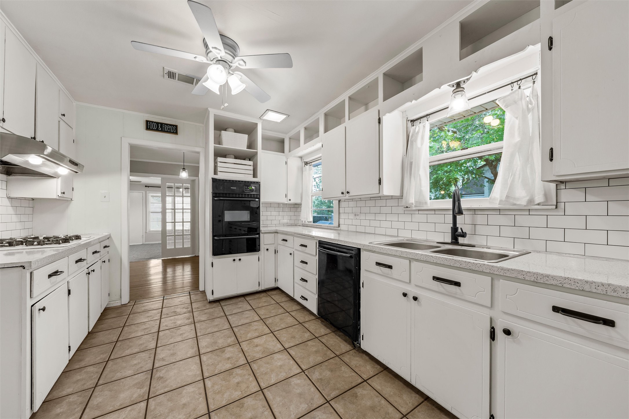 3223 Live Oak Avenue Waco TX 76708