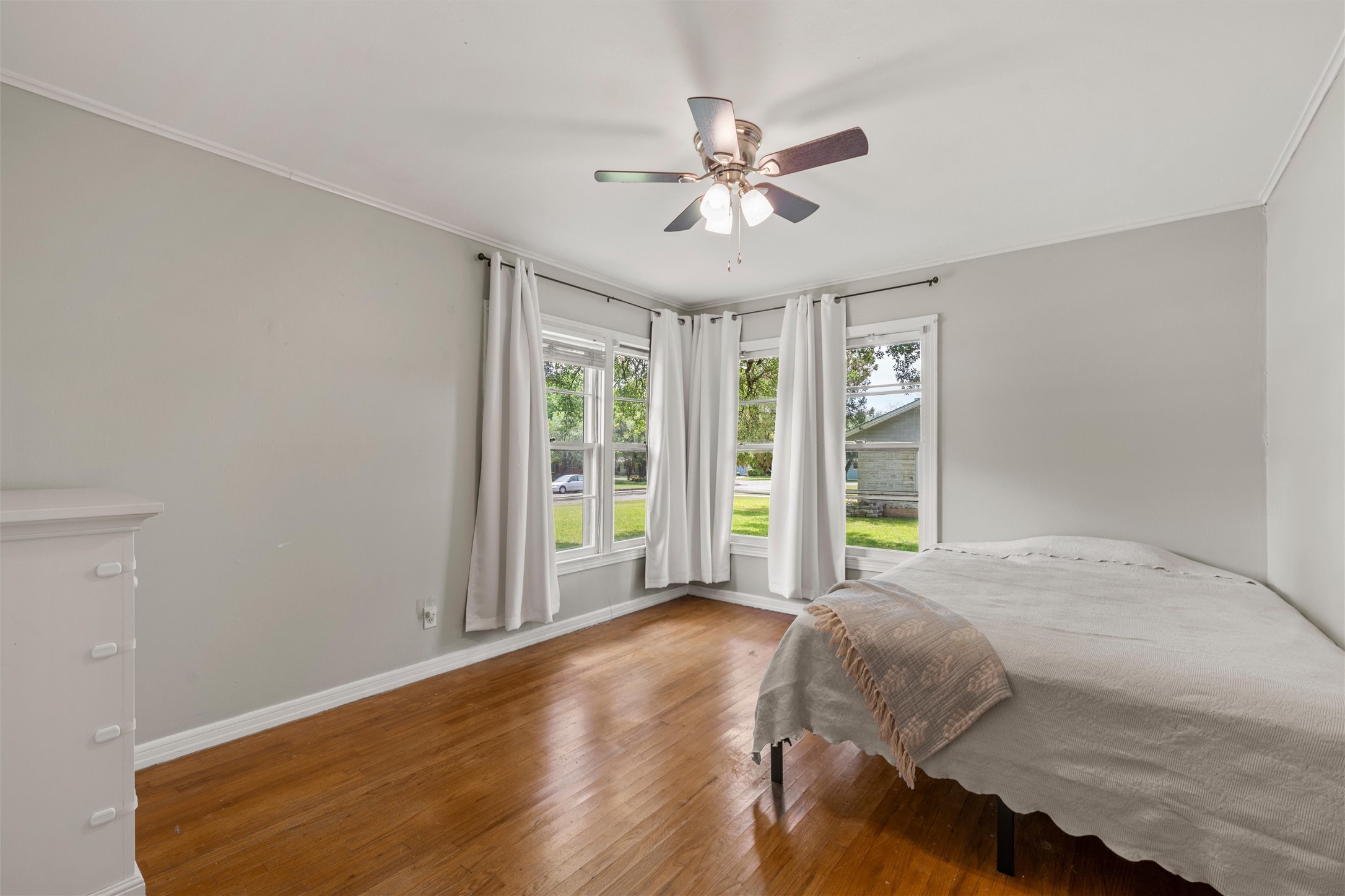 3223 Live Oak Avenue Waco TX 76708