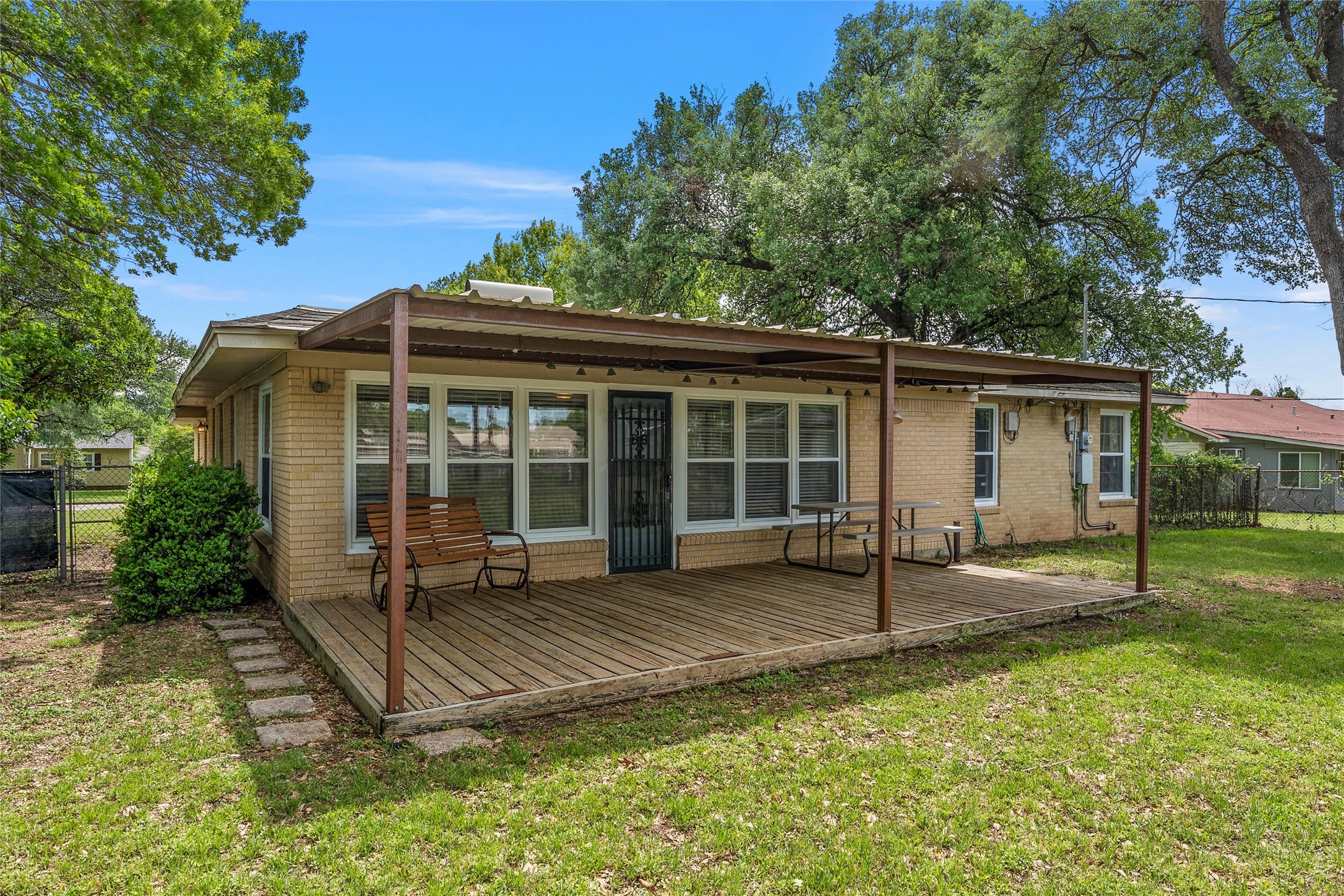 3223 Live Oak Avenue Waco TX 76708
