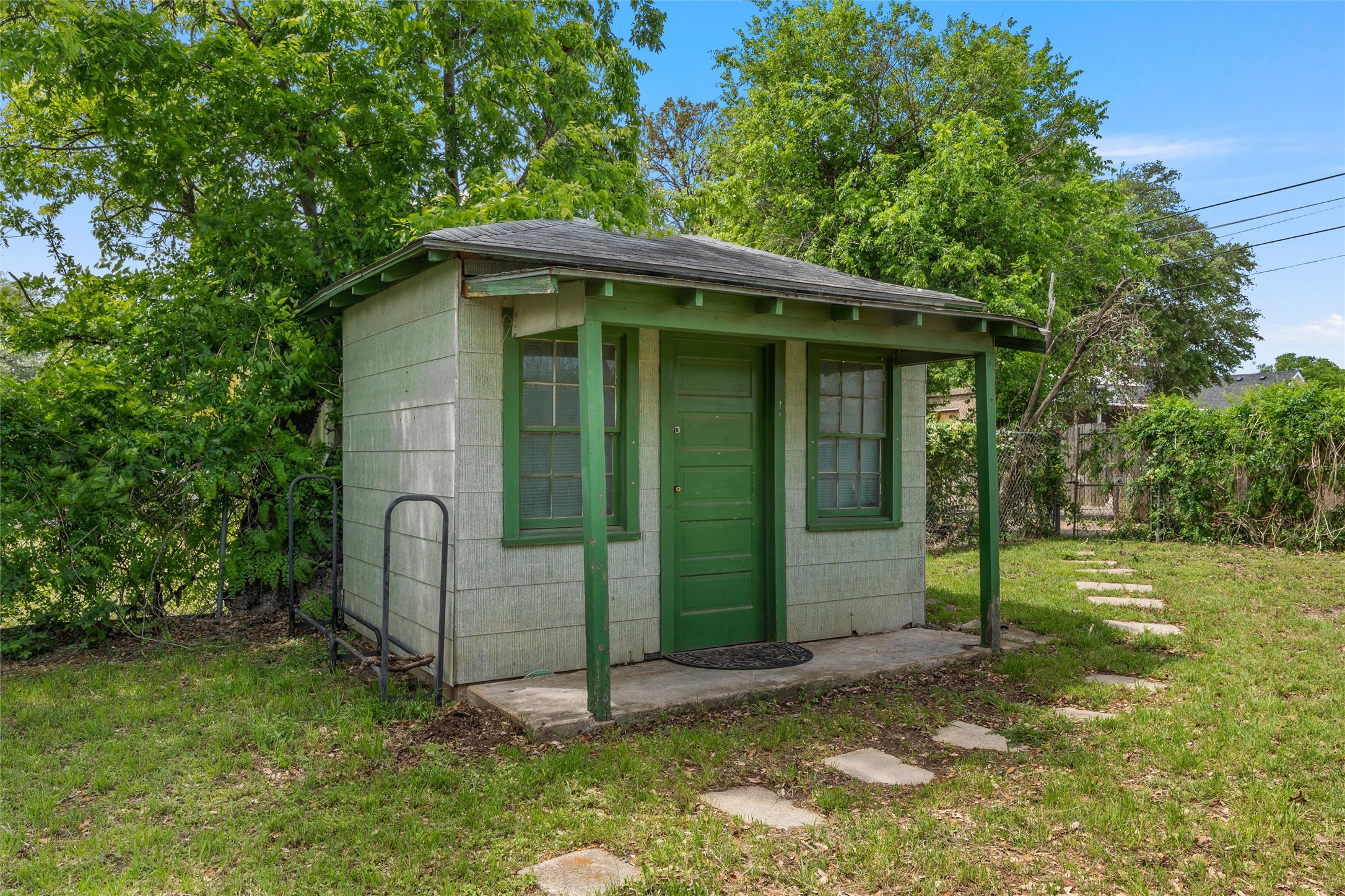 3223 Live Oak Avenue Waco TX 76708