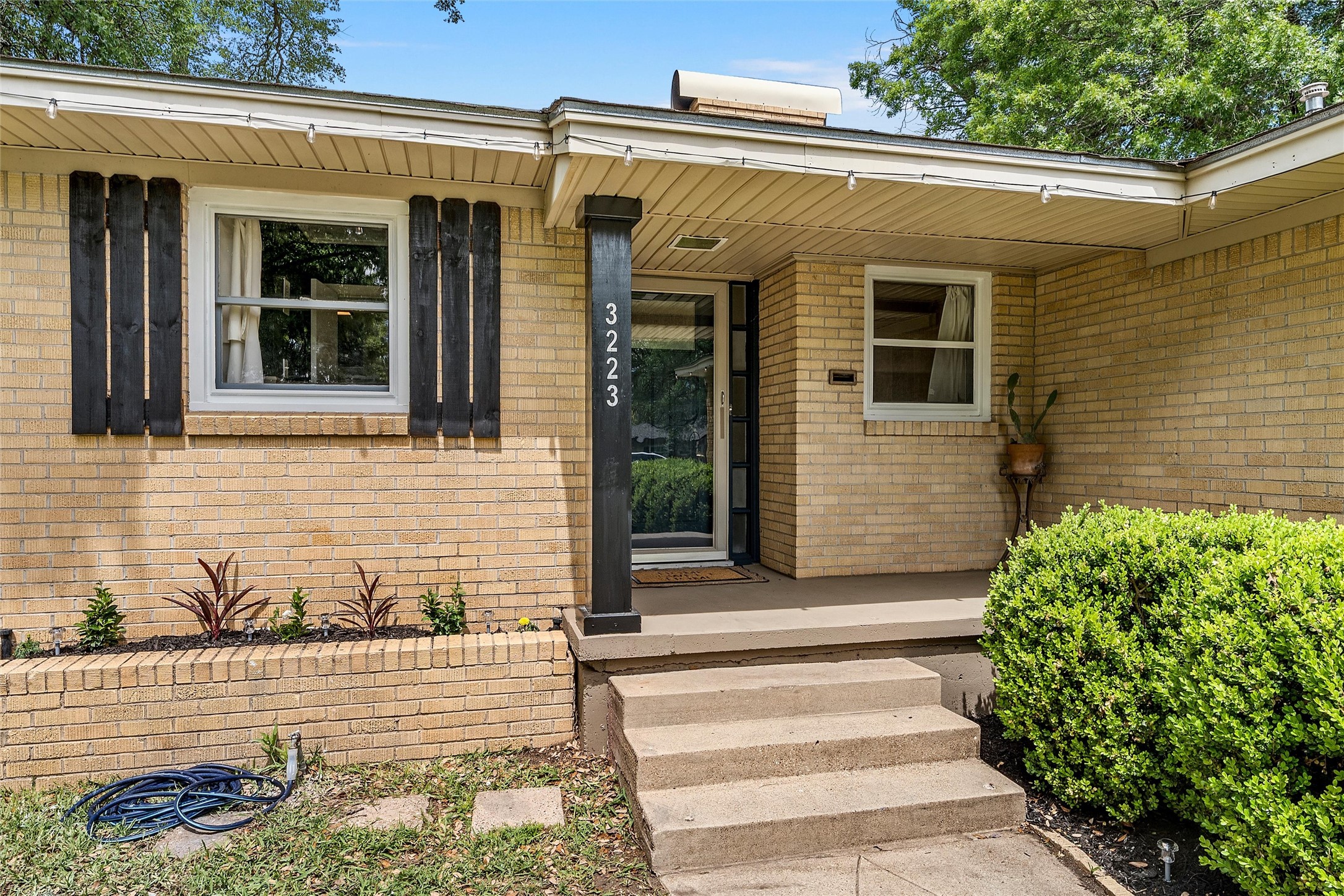 3223 Live Oak Avenue Waco TX 76708