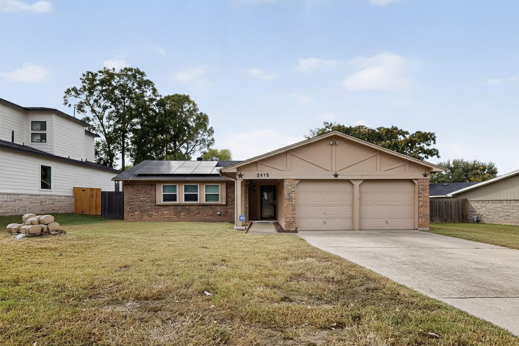 2412 Jewell Drive Arlington TX 76016