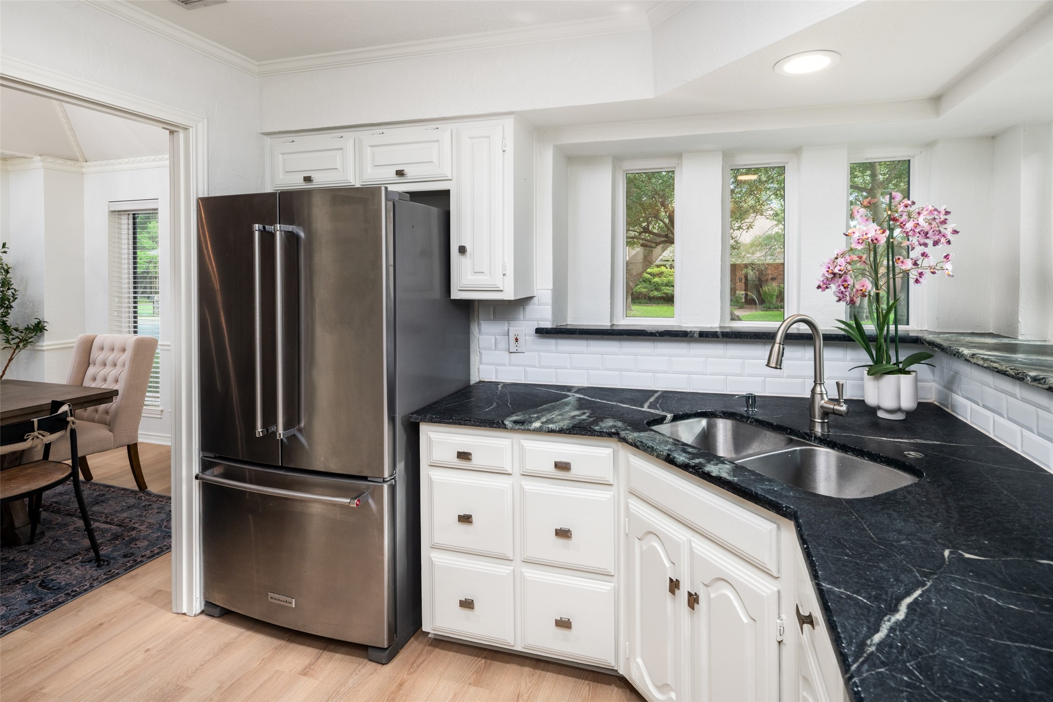 6211 Yellow Rock Trail Dallas TX 75248