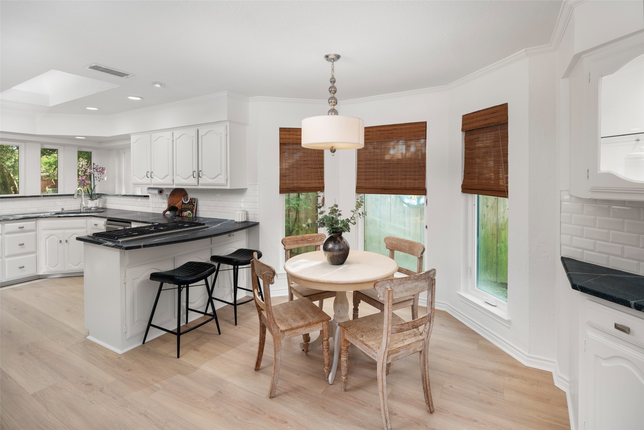 6211 Yellow Rock Trail Dallas TX 75248