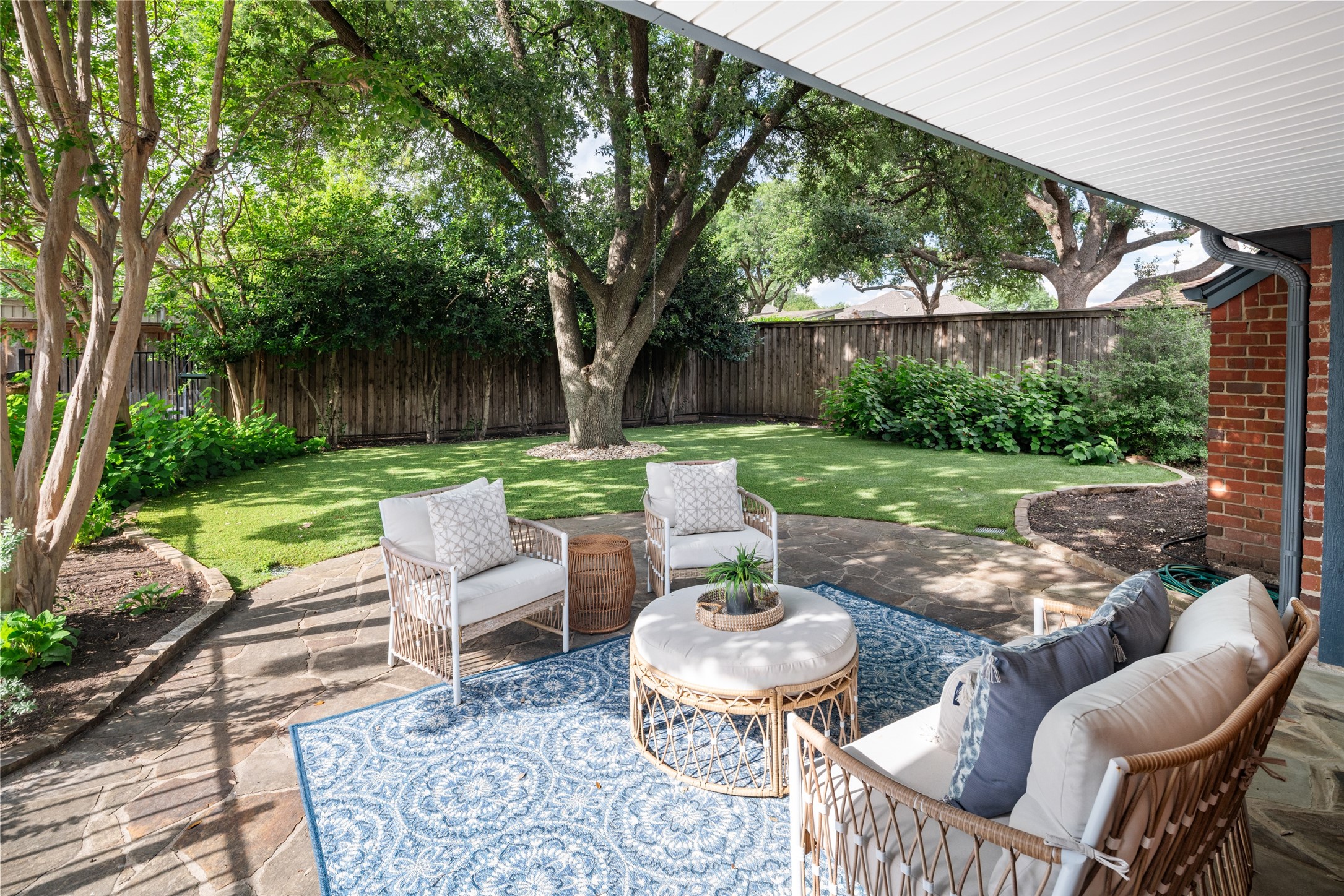 6211 Yellow Rock Trail Dallas TX 75248
