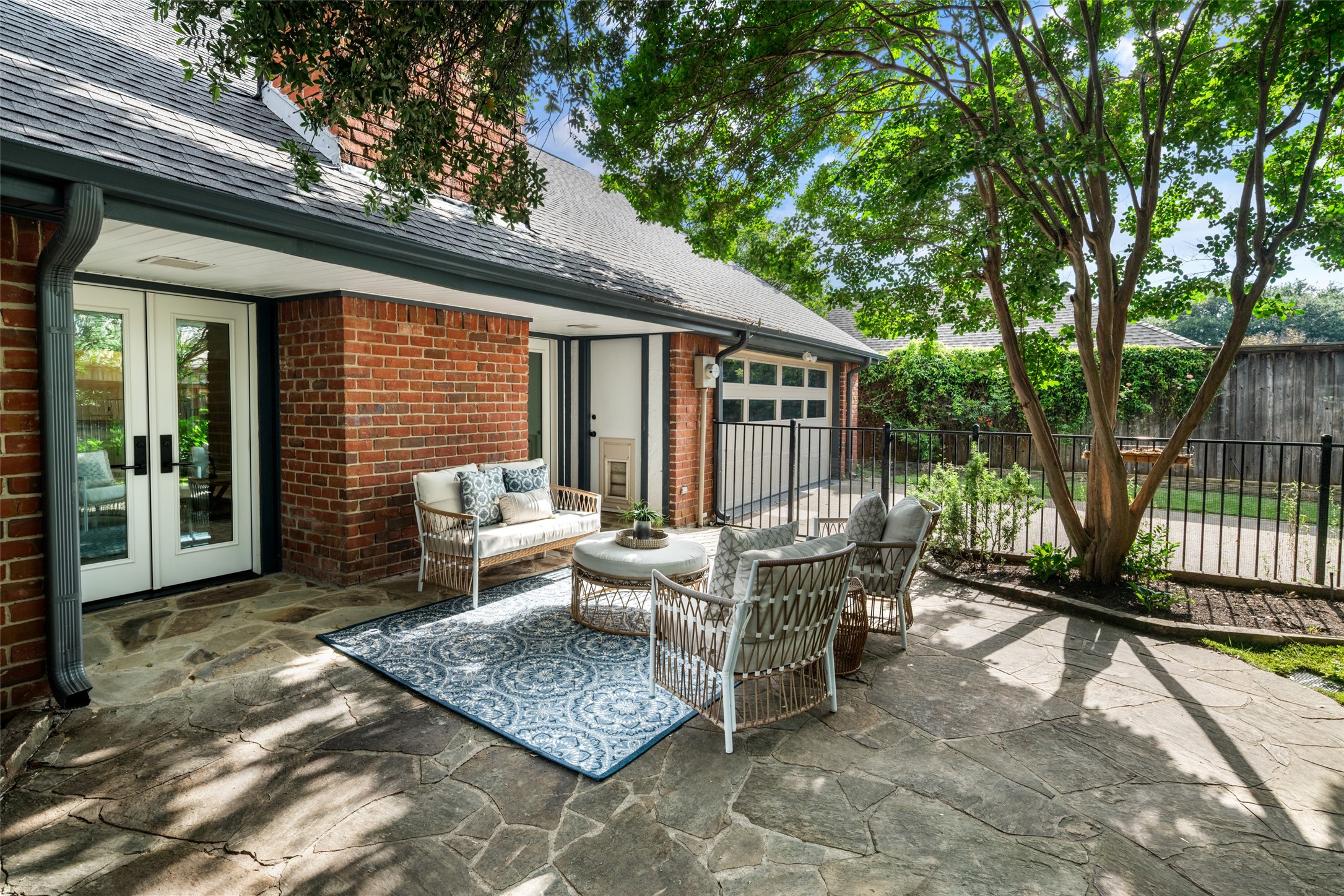 6211 Yellow Rock Trail Dallas TX 75248