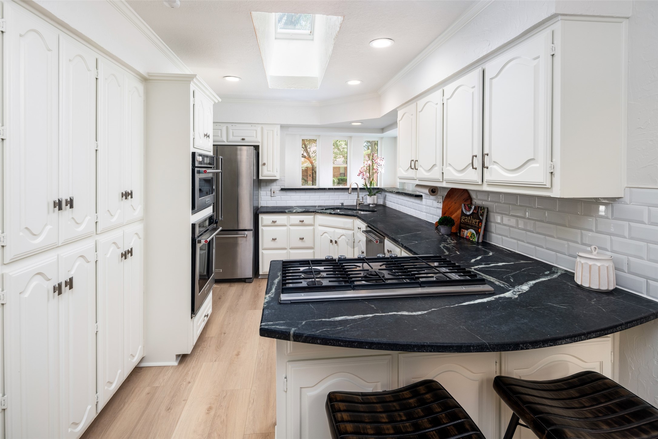 6211 Yellow Rock Trail Dallas TX 75248