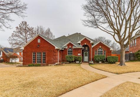 1905 Alpaca Court Arlington TX 76001