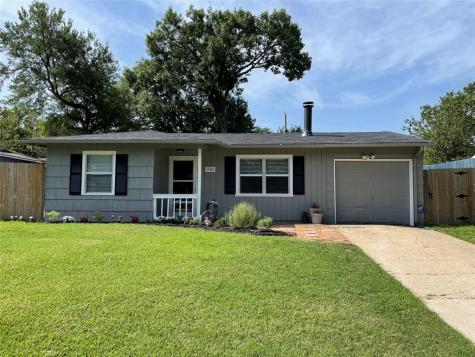 1304 Cardinal Street Arlington TX 76010
