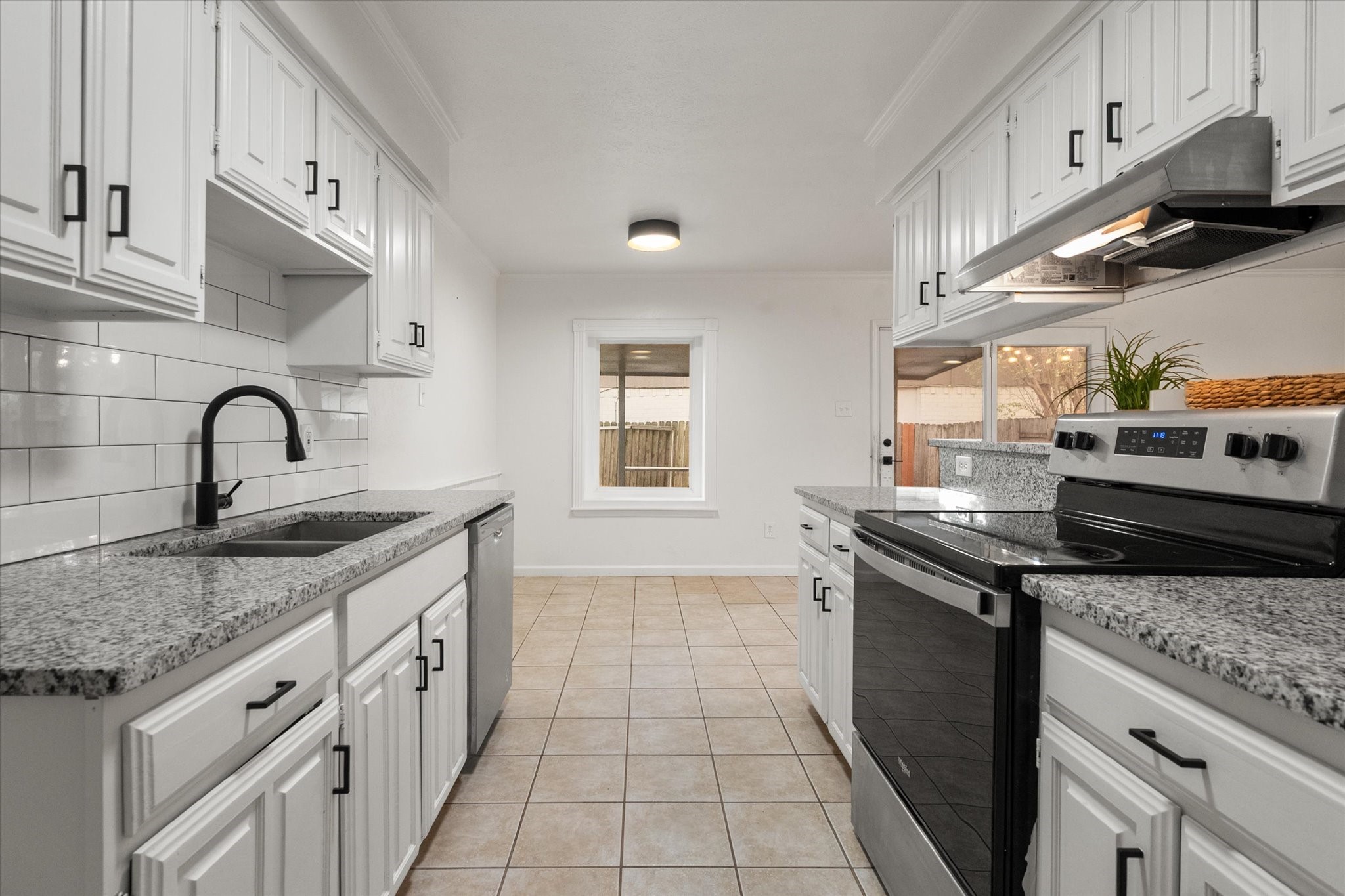 3425 Doolittle Drive Arlington TX 76014