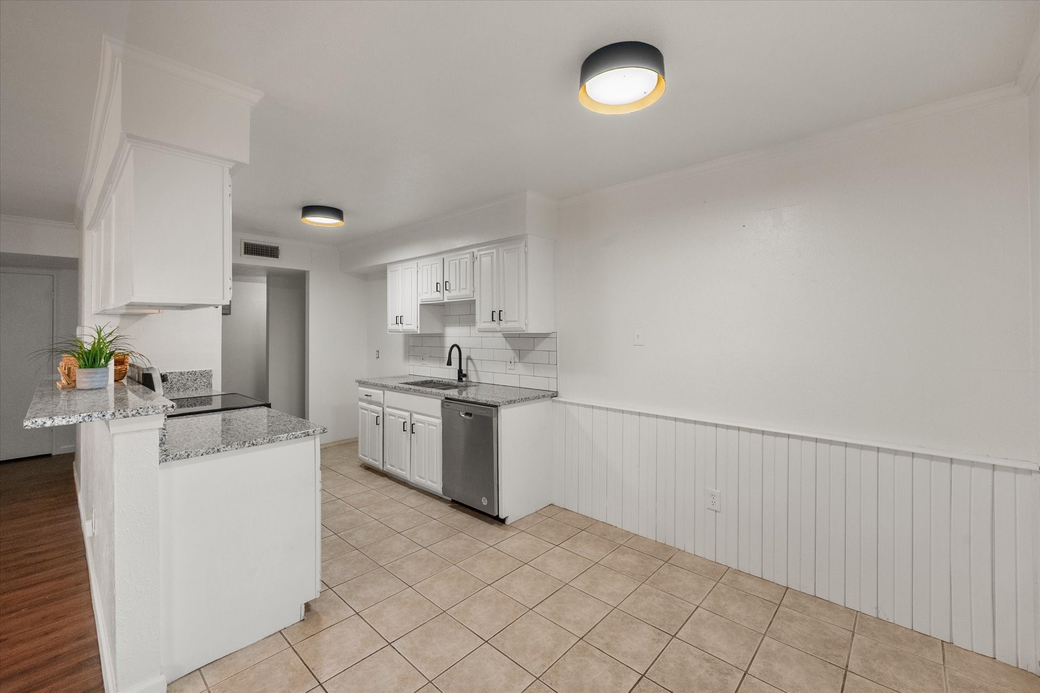 3425 Doolittle Drive Arlington TX 76014