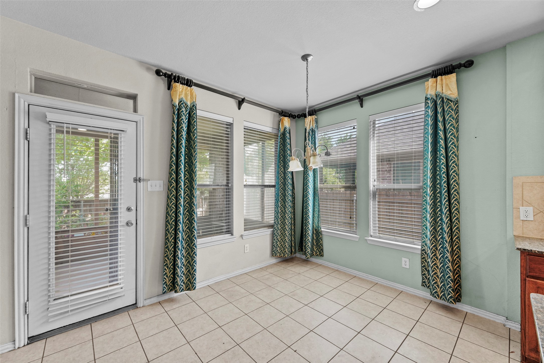 2405 Reston Drive Mckinney TX 75072