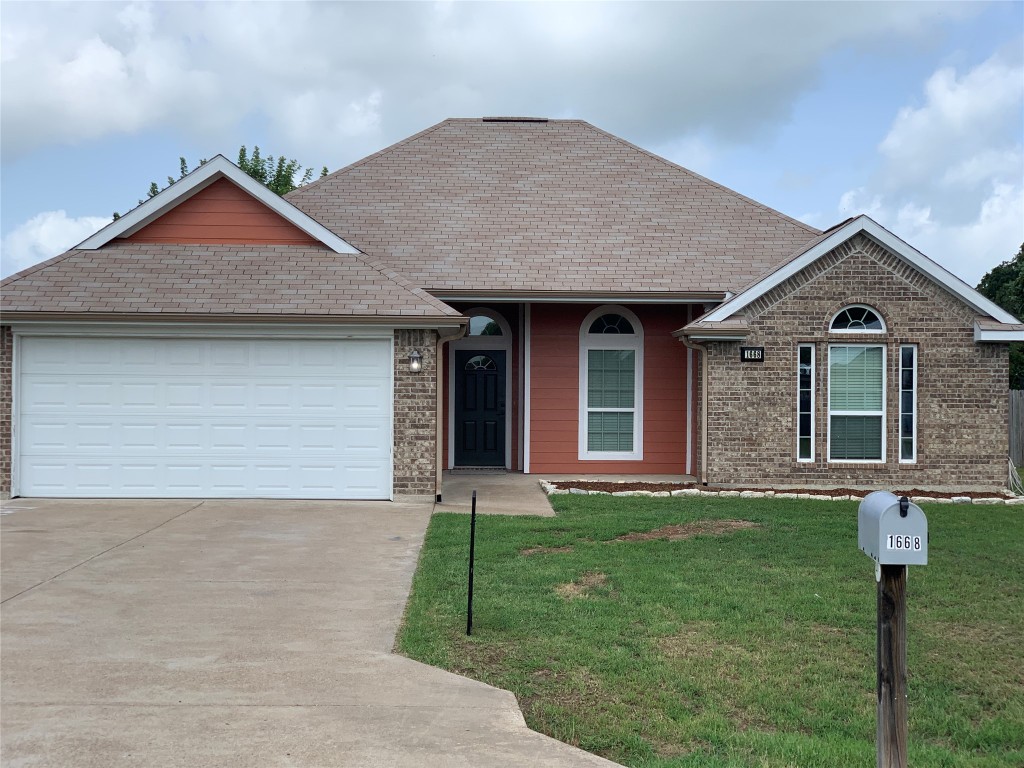 1668 Meadowview Street Athens TX 75752