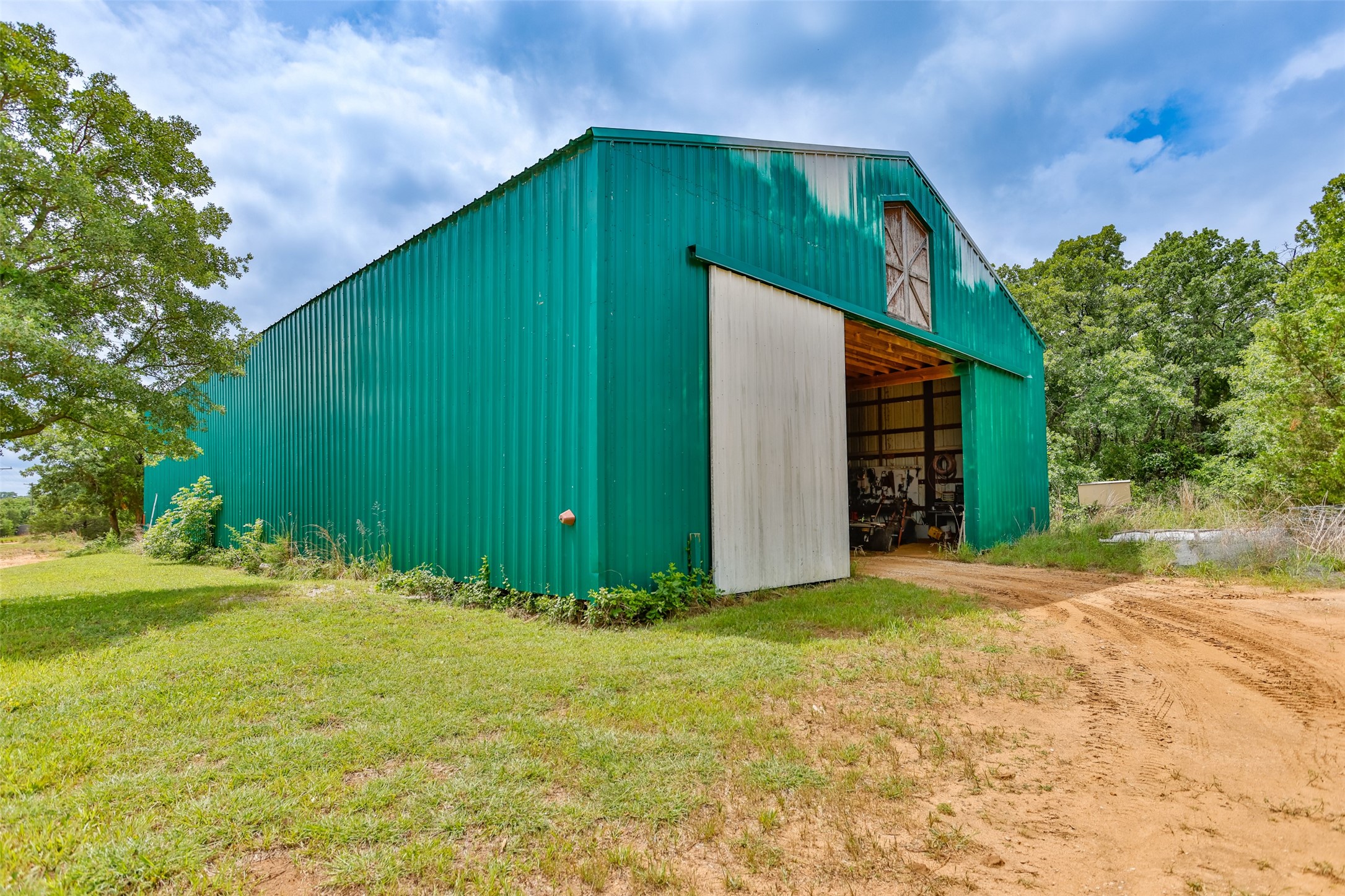 8963 Fm 677 N St Jo TX 76265