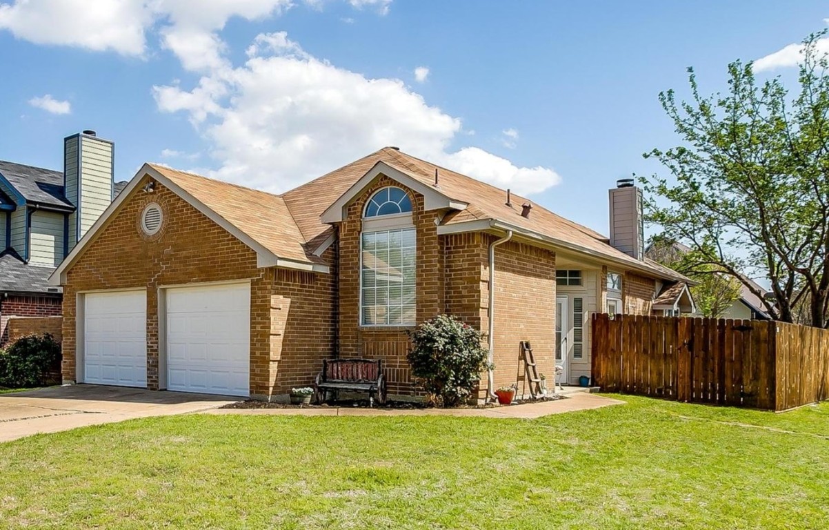 6908 Cheswick Drive North Richland Hills TX 76182