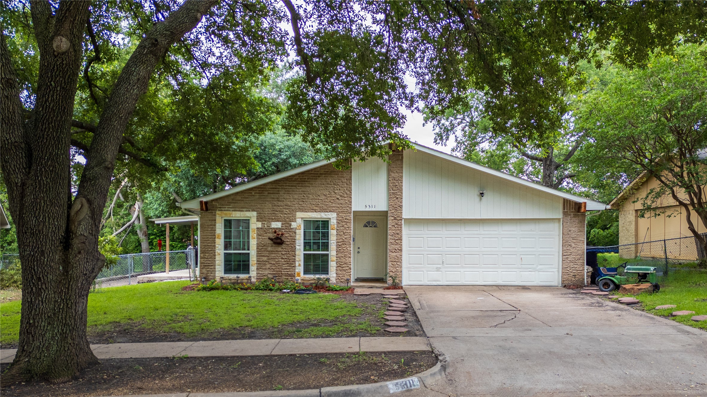 5311 Preston Trail Garland TX 75043