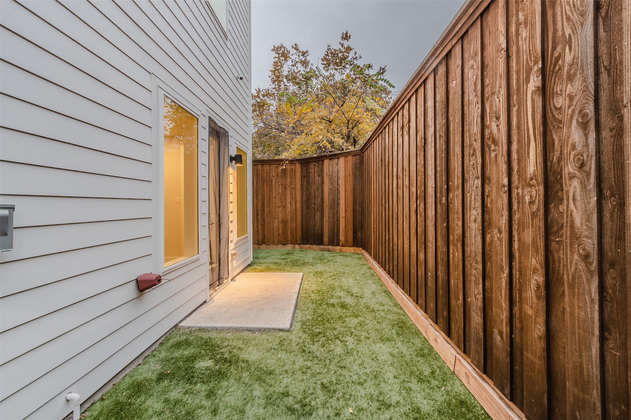 1144 Lavender Ridge Dallas TX 75204