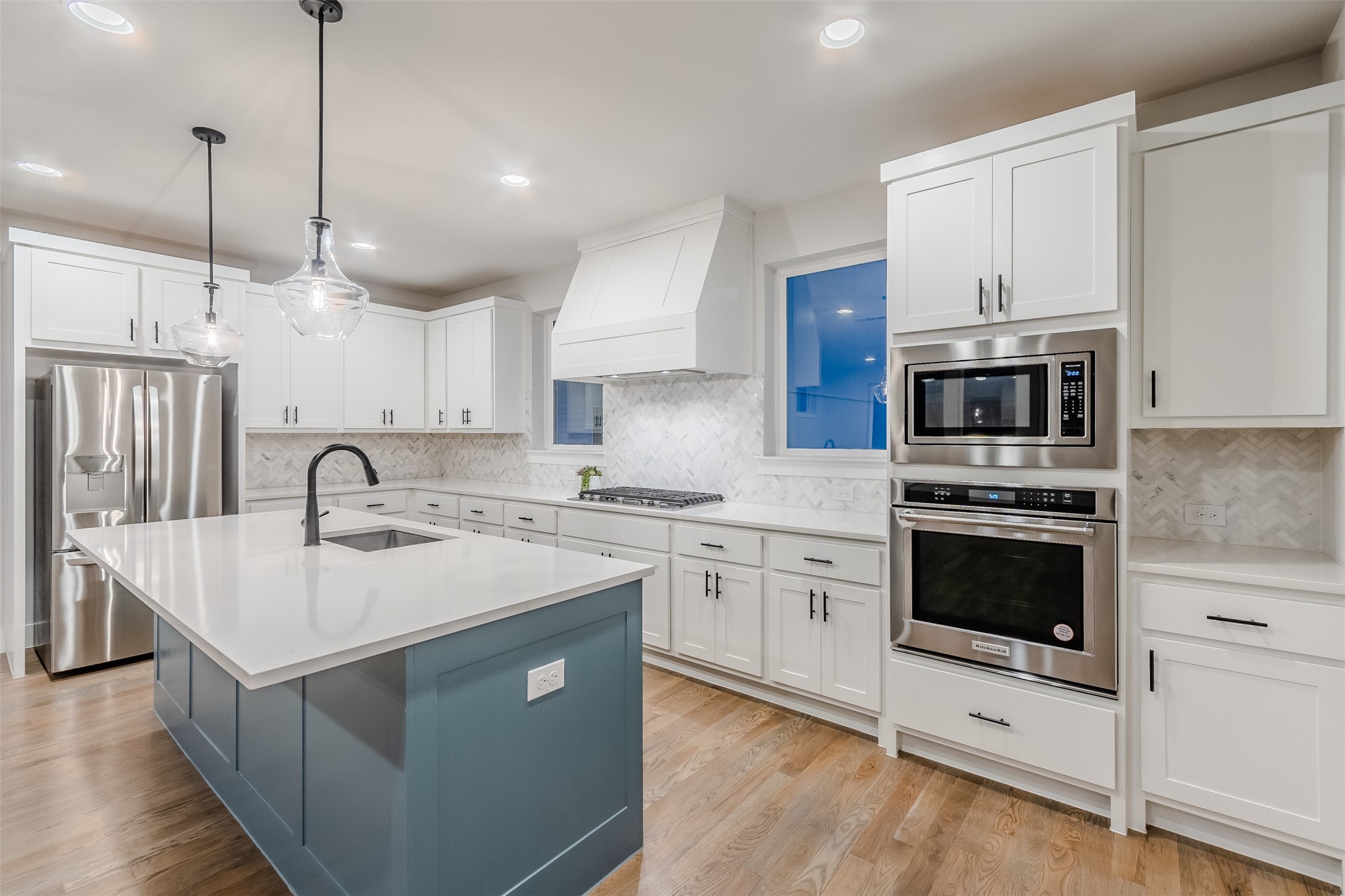 1144 Lavender Ridge Dallas TX 75204