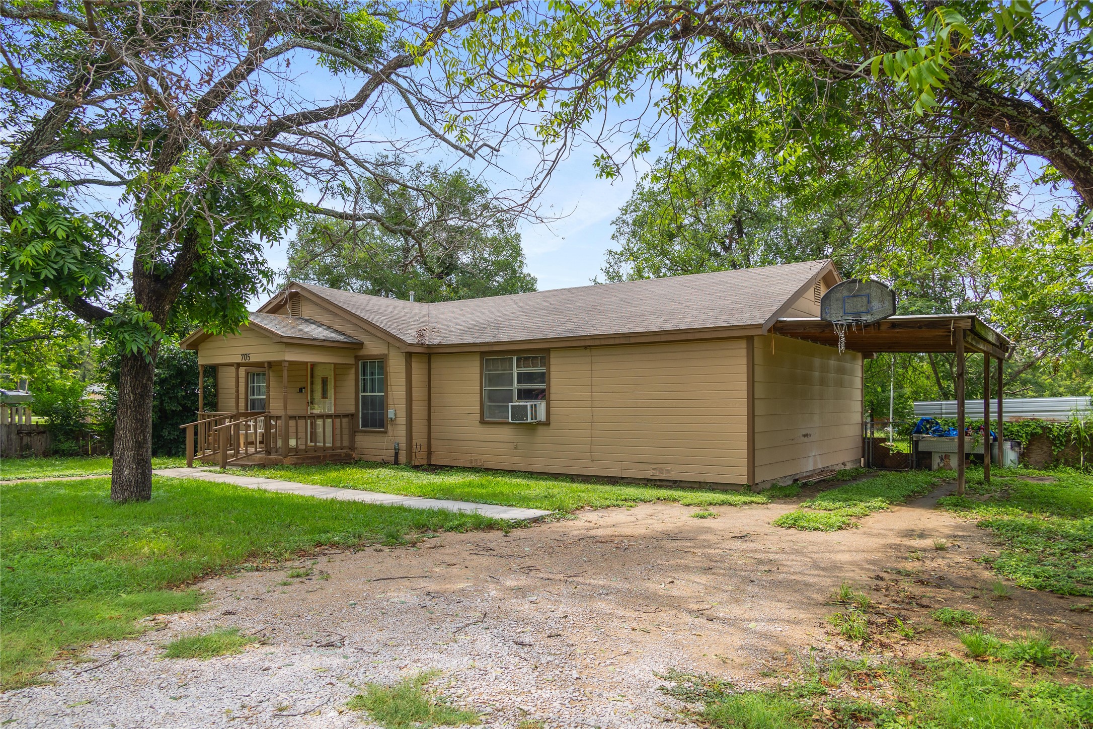 705 Wood Avenue Brownwood TX 76801