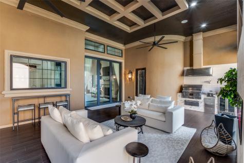 2621 Whispering Oaks Cove Cedar Hill TX 75104