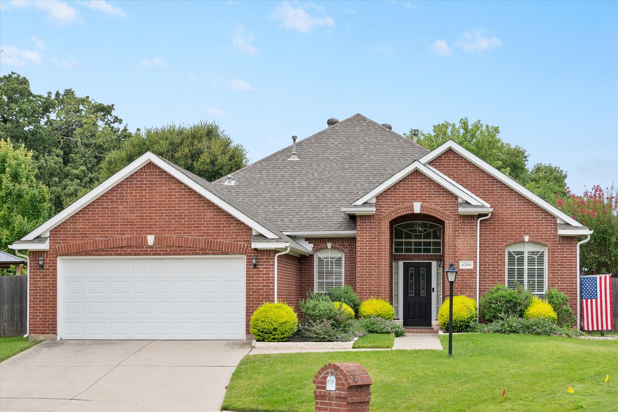 4204 Timber Trail Court Arlington TX 76016