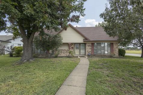 926 Chevy Chase Drive Garland TX 75043