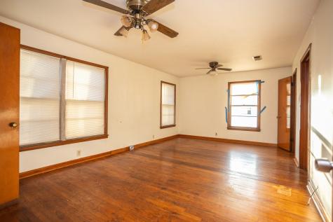1414 Rice Avenue Gainesville TX 76240