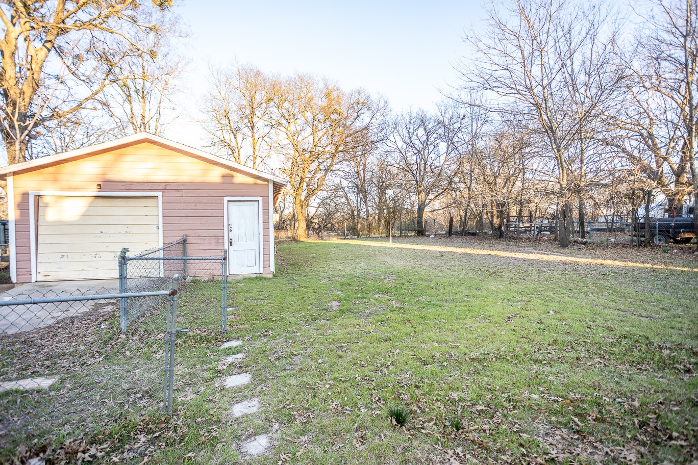 1414 Rice Avenue Gainesville TX 76240