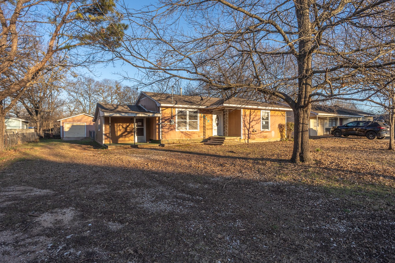 1414 Rice Avenue Gainesville TX 76240