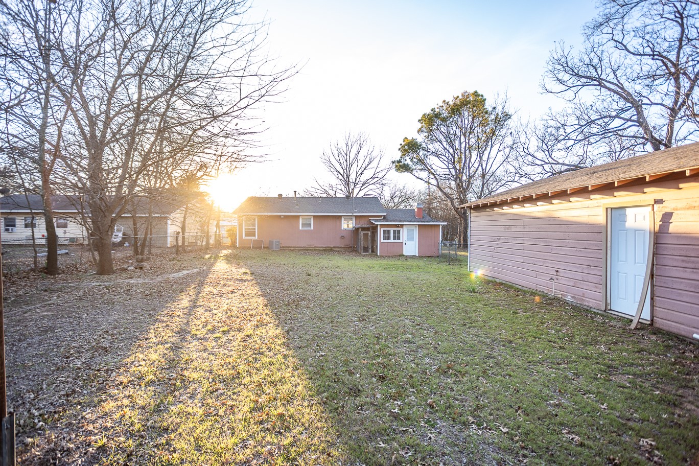 1414 Rice Avenue Gainesville TX 76240