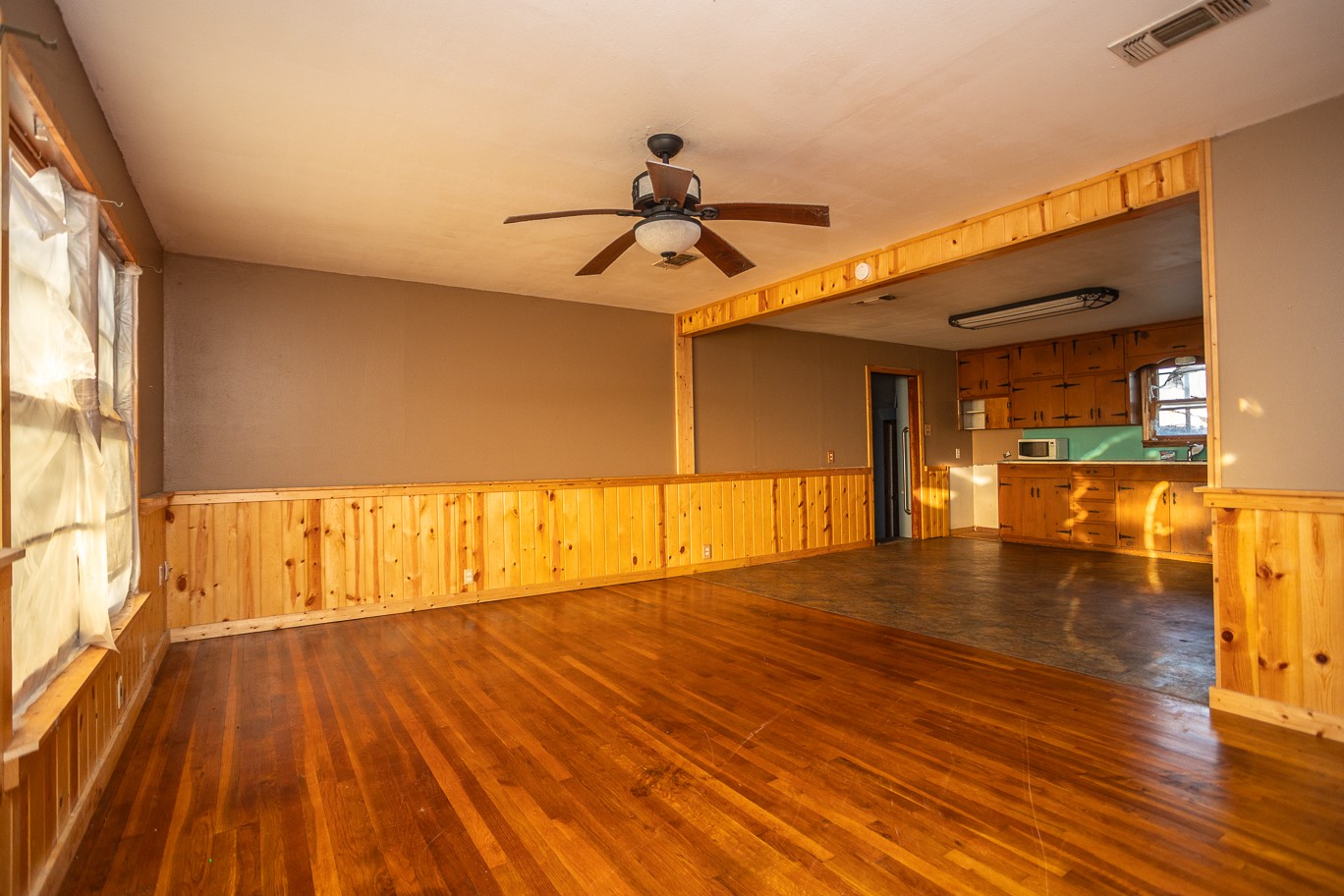 1414 Rice Avenue Gainesville TX 76240