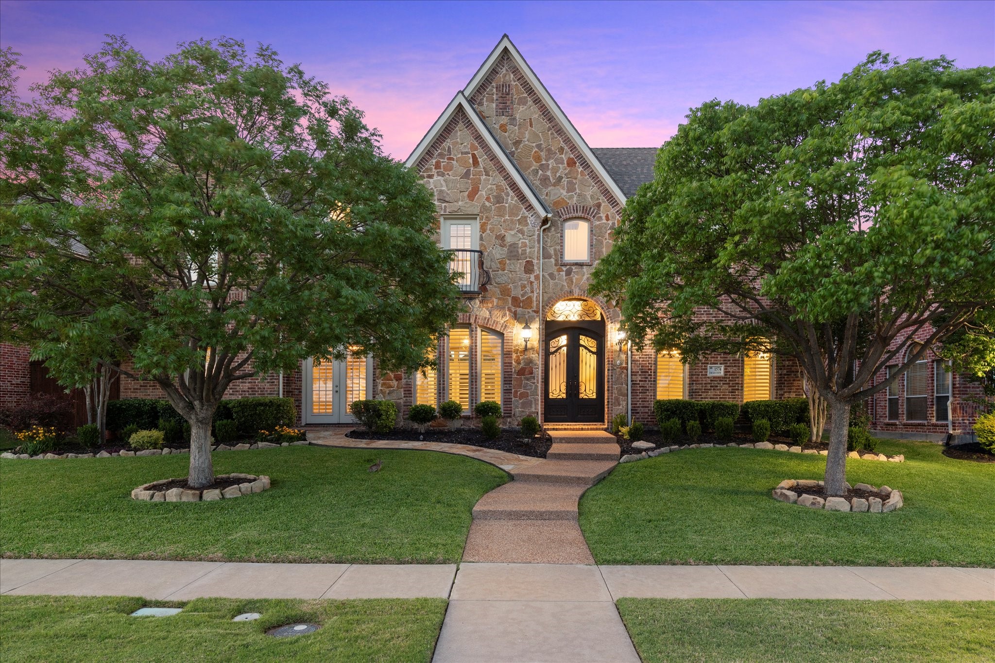 1574 Trail View Lane Frisco TX 75034
