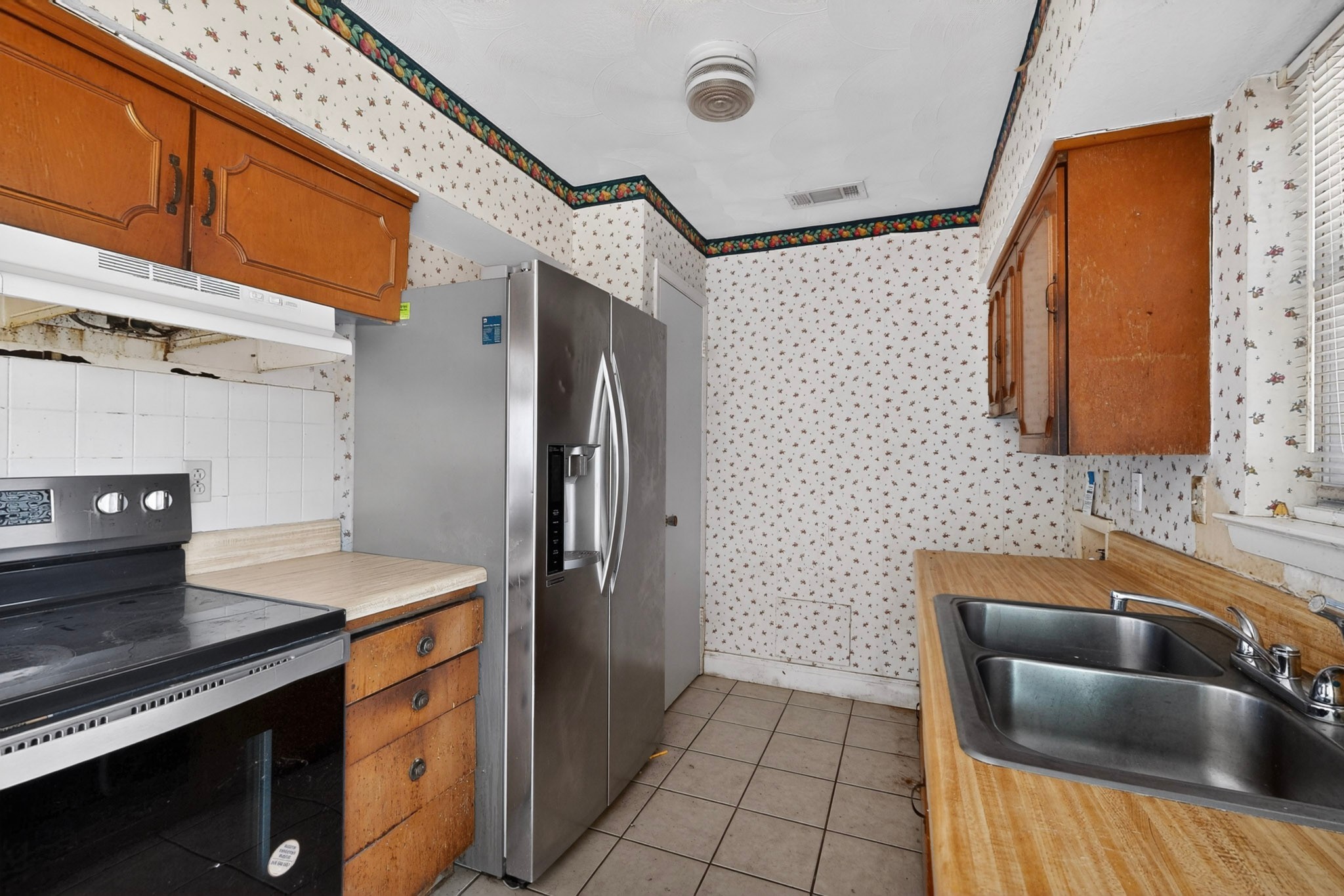 1802 Fairfax Lane Carrollton TX 75006