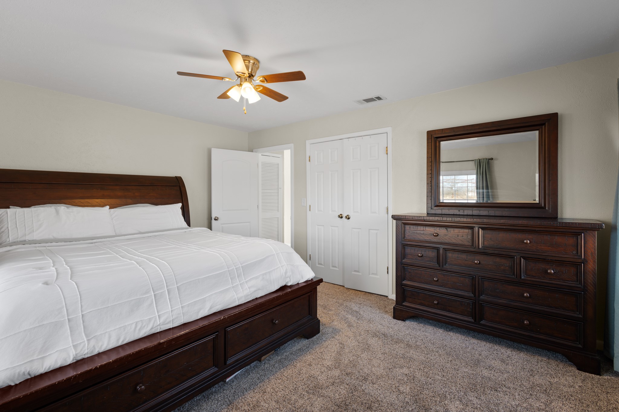 305 Cheyenne Drive Runaway Bay TX 76426